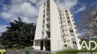 Apartment in Châtellerault (86100)