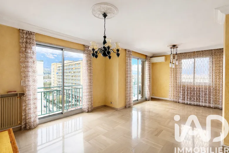 Appartement 4 pièces 95 m²