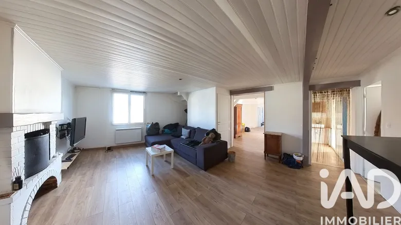 Maison 5 pièces 111 m² · à Chinon · 110,7 m² · 186 000 €