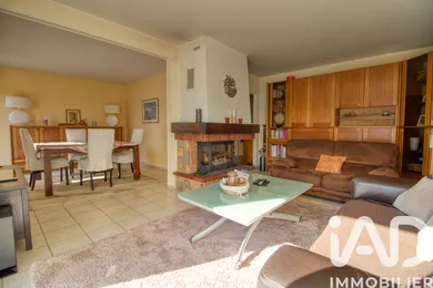 Maison traditionnelle à Aubergenville (78410)