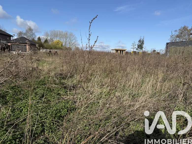 Terrain à bâtir à Faumont (59310) · 149 000 €