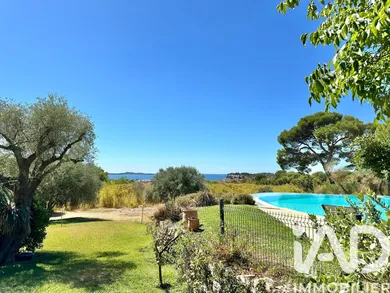 Maison à SANARY SUR MER (83100)