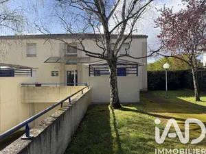 Apartment in Bordeaux (33200)