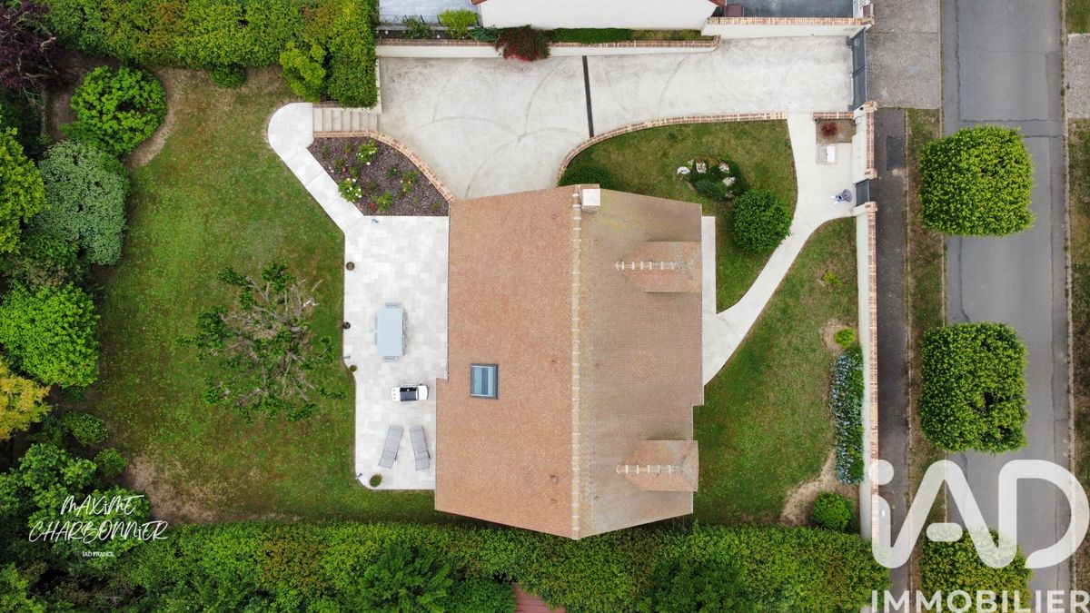 maison à Voisenon
