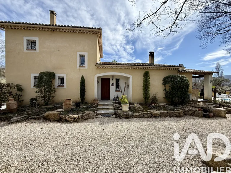 Maison 5 pièces 120 m² à Crestet