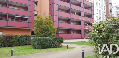 Appartement à Vénissieux (69200)