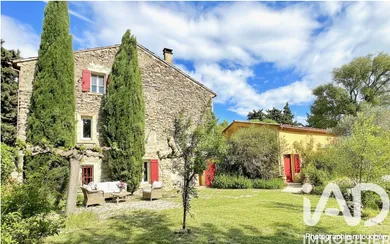 Mas in Camaret-sur-Aigues (84850)