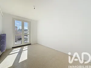 Apartment in Vaison-la-Romaine (84110)