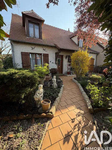 House in Lisses (91090)