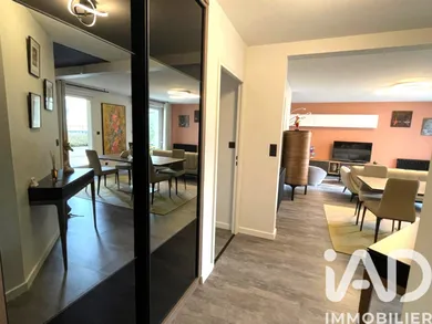 Apartment in Angers (49100)