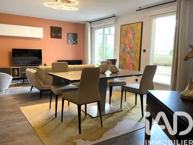 Apartment in Angers (49100)