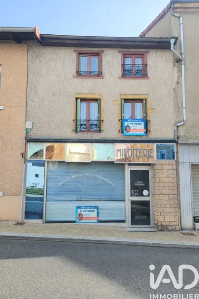 Townhouse in Cours (69470)
