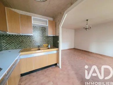 Townhouse in Cours (69470)