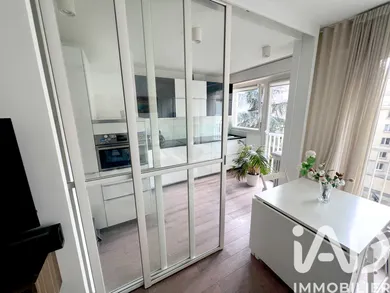 Appartement à Paris (75015)