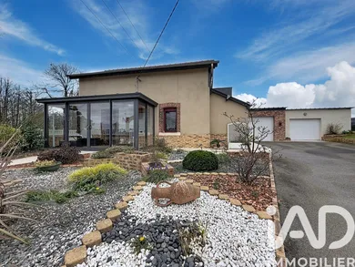 Maison traditionnelle à Saint-Méen-le-Grand (35290)