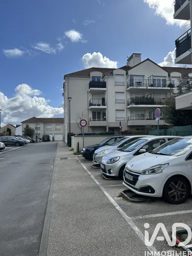 Apartment in Viry-Châtillon (91170)