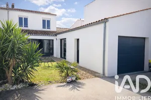 House in La Rochelle (17000)