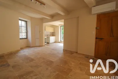 Appartement à Montaren-et-Saint-Médiers (30700)