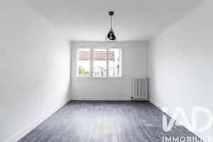 Apartment in Colombes (92700)