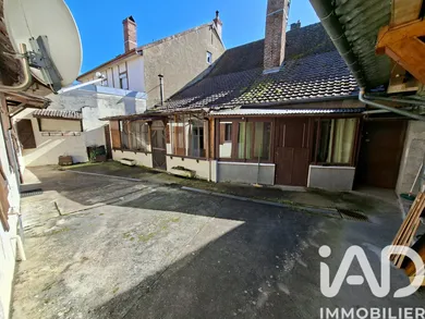 House in Saint-Germain-du-Bois (71330)