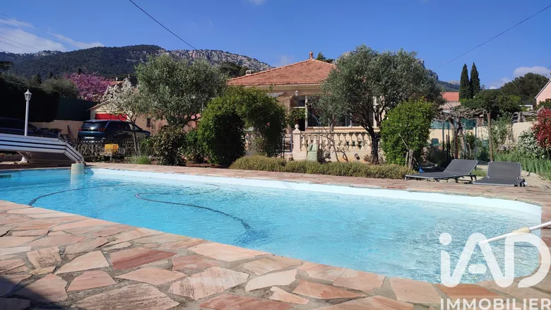 Maison 4 pièces 155 m² · à Toulon · 154,5 m² · 514 000 €
