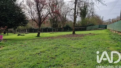Terrain à bâtir à Gisors (27140)
