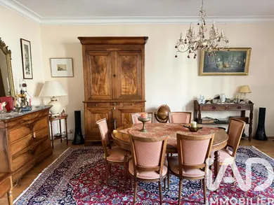 Townhouse in La Rochelle (17000)