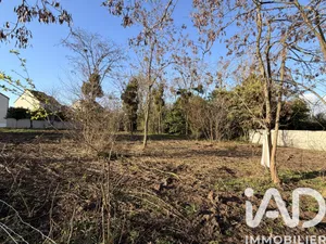 Terrain à Villecresnes (94440)