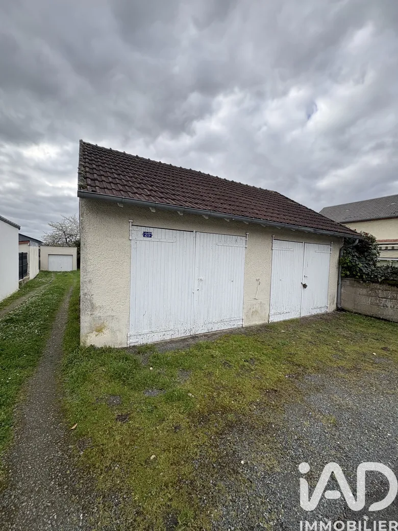 Garage à Vierzon (18100) · 34 000 €