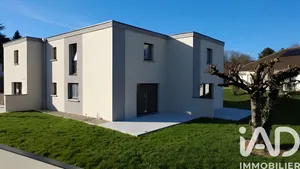 Maison à École-Valentin (25480)