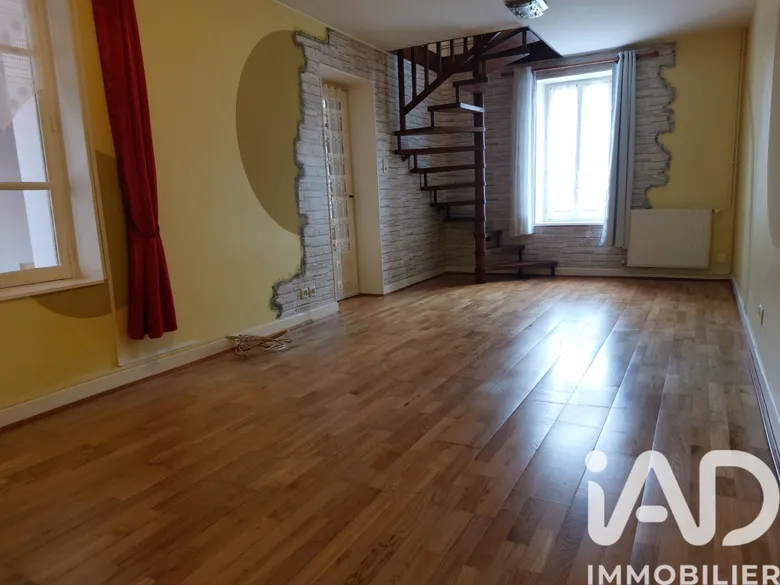 Maison 6 pièces 124 m² · à Bézenet · 123,6 m² · 124 000 €