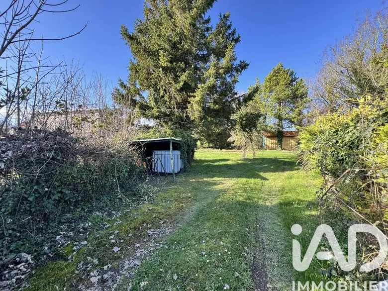 Terrain 857 m² · à Zudausques · 64 000 €