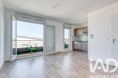 Studio in Savigny-le-Temple (77176)