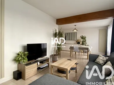 Apartment in Livry-Gargan (93190)