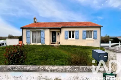 Maison traditionnelle à Mauges-sur-Loire (49410)