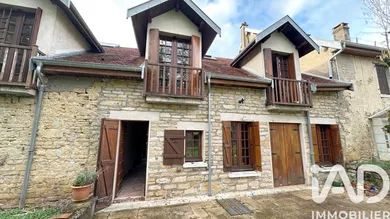 Apartment in École-Valentin (25480)