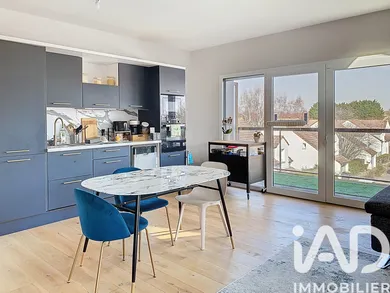 Duplex à Voisins-le-Bretonneux (78960)