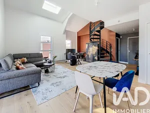 Duplex à Voisins-le-Bretonneux (78960)