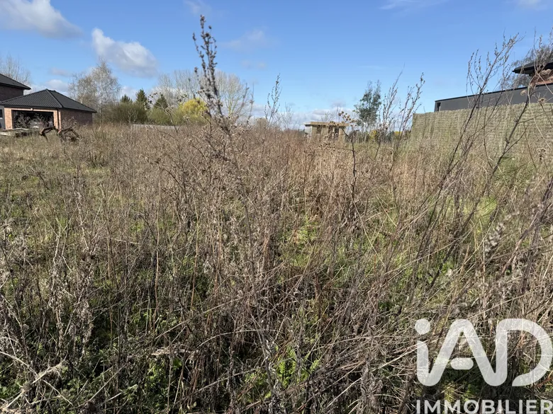 Terrain à bâtir à Faumont (59310) · 139 000 €