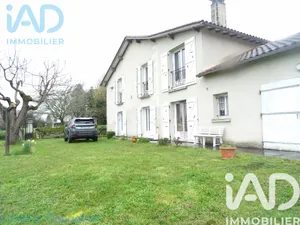 Maison à Saint-Félix-de-Bourdeilles (24340)
