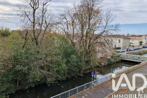 Townhouse in Saujon (17600)