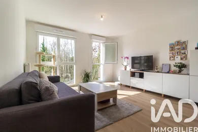 Appartement à Thoiry (78770)