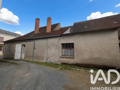 Village house in Saint-Denis-de-Jouhet (36230)
