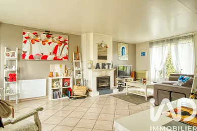 Traditional house in Puiseux-en-France (95380)