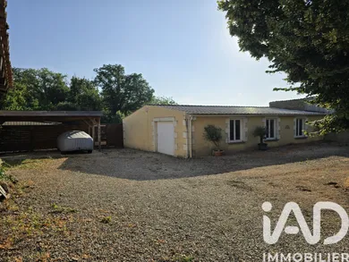 Longere in Saint Varent (79330)