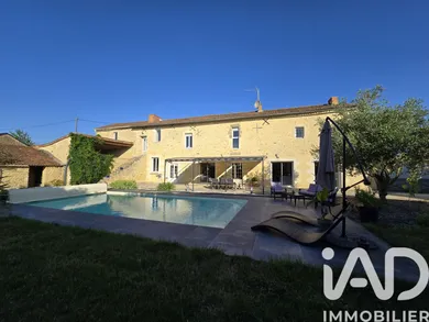 Longère à Saint Varent (79330)