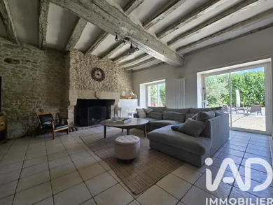 Longere in Saint Varent (79330)