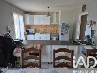 Pavillon à Désertines (03630)