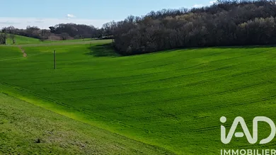 Terrain à bâtir à Gensac (82120)