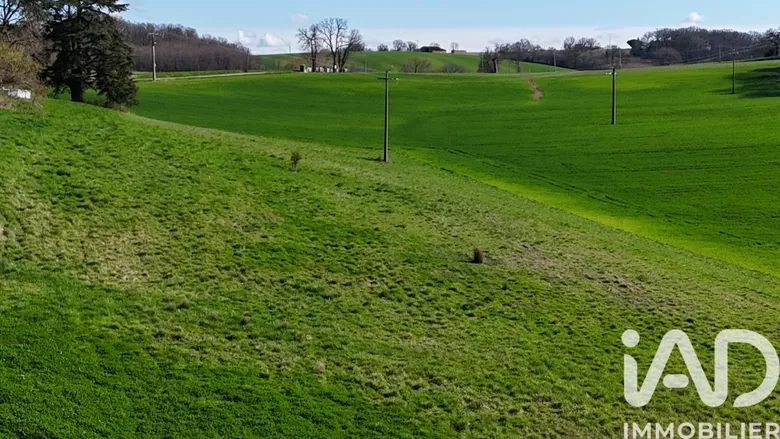 Terrain à bâtir à Gensac (82120) · 29 000 €